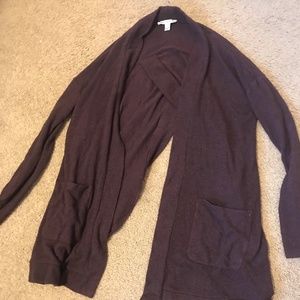 Maroon American Eagle split back cardigan